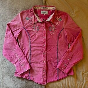 Pink western core Grace In LA fitted blouse with an embroidered design women’s L